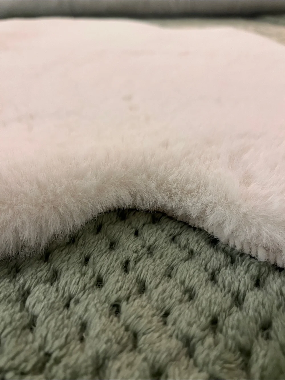 N/A luxurious cream